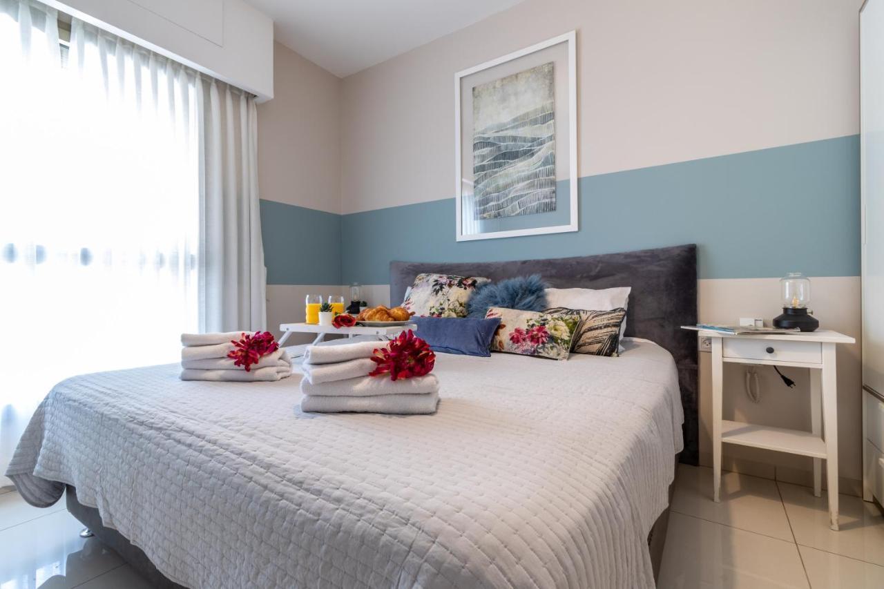 Luxury One-Bedroom Apartment/Parking In City Center エルサレム エクステリア 写真