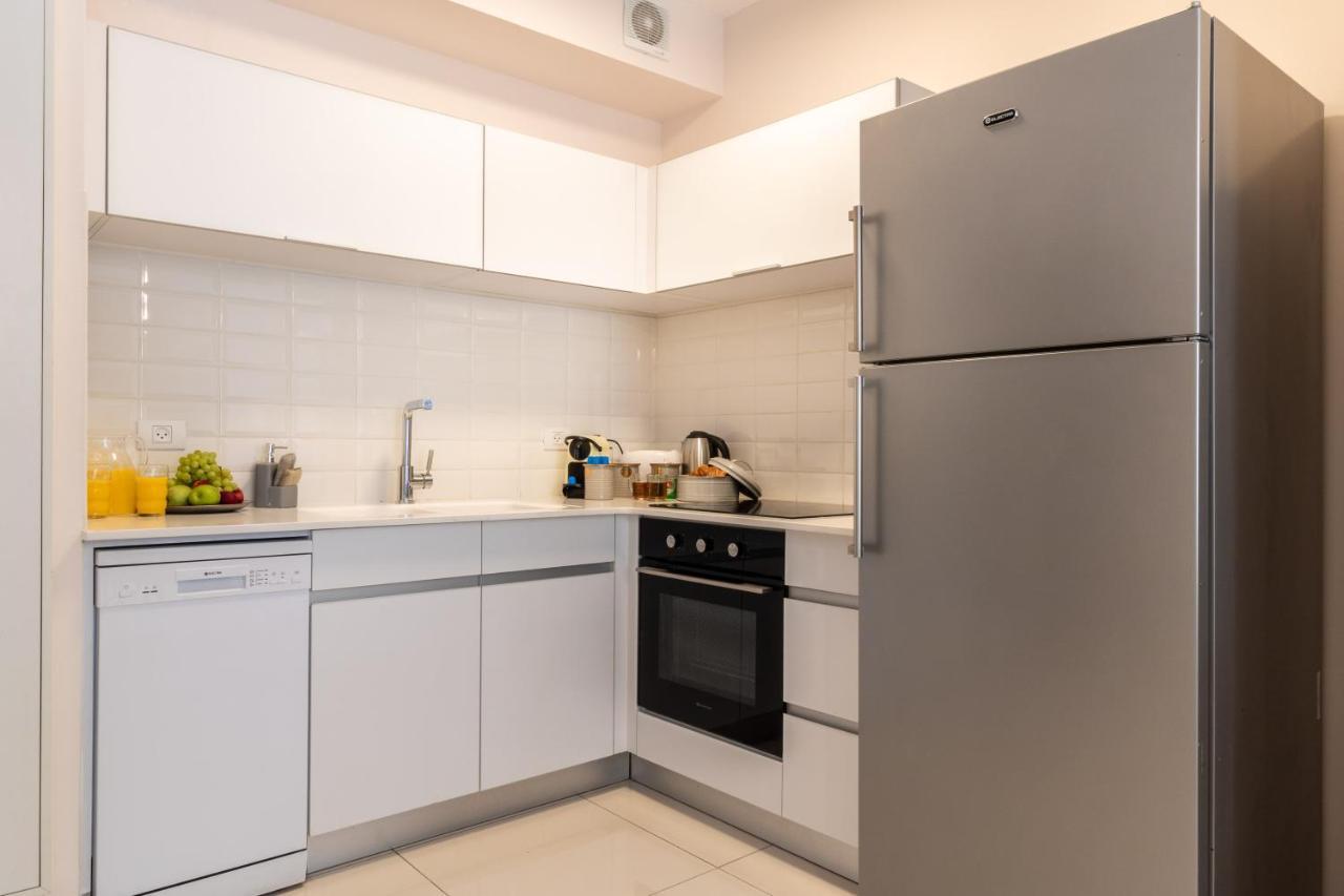 Luxury One-Bedroom Apartment/Parking In City Center エルサレム エクステリア 写真